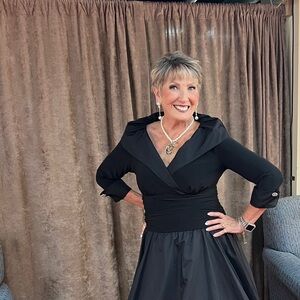 Meet your Posher, Sherry